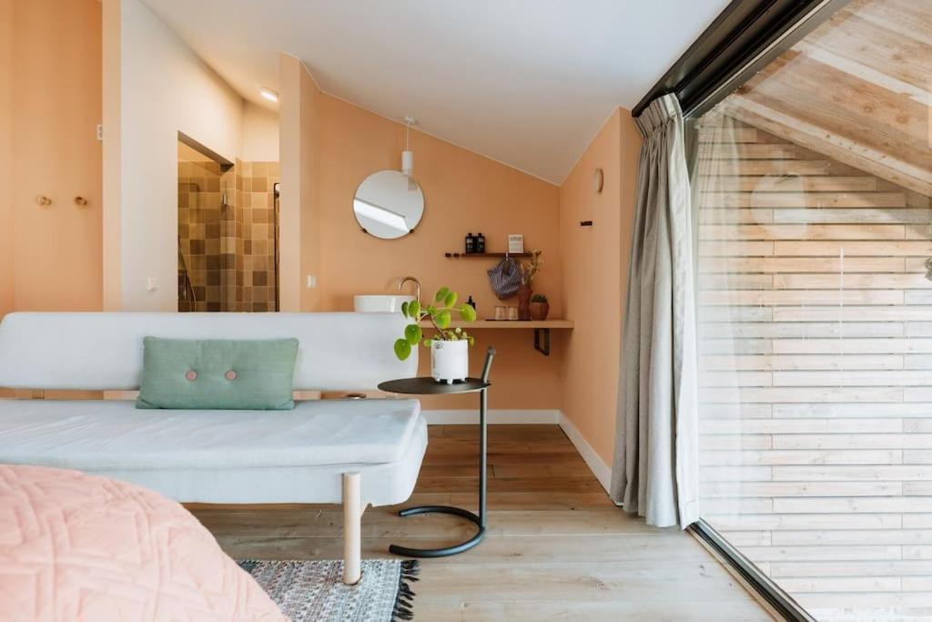 Hei15 Bed & Breakfast Sint Geertruid Bagian luar foto