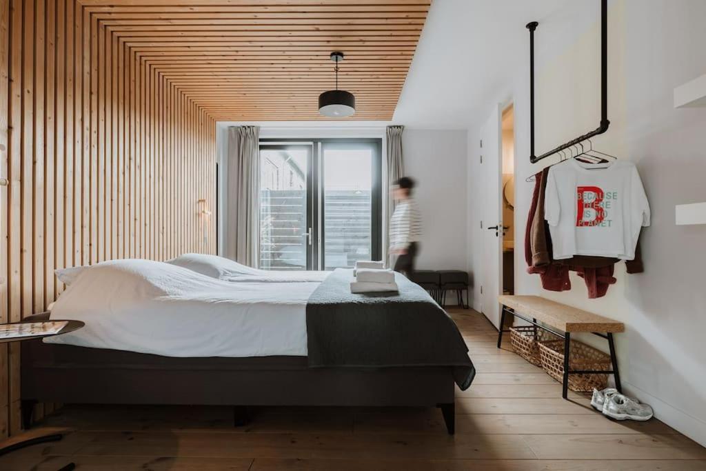 Hei15 Bed & Breakfast Sint Geertruid Bagian luar foto